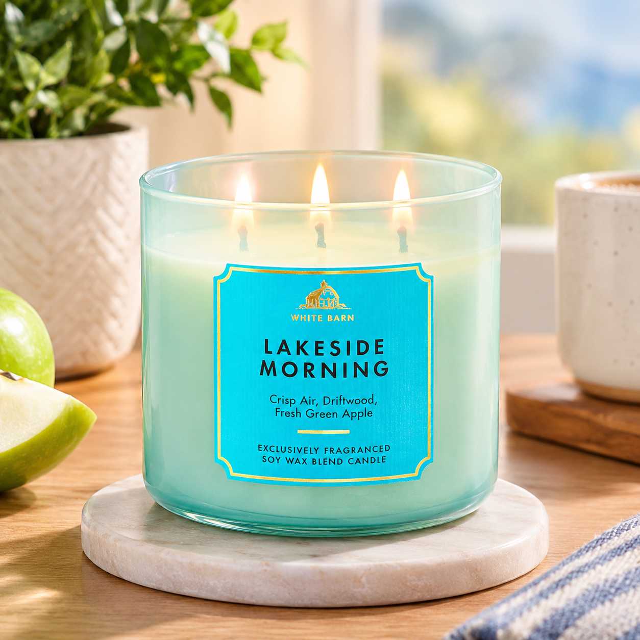 Lakeside Morning 3-Wick Candle, Fresh Air and Driftwood